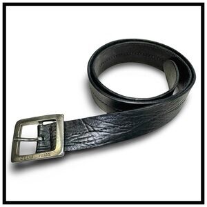 Gianfranco Ferré Jeans Men’s Vintage Leather Belt w/ Silver Buckle. 44” x 1.75”